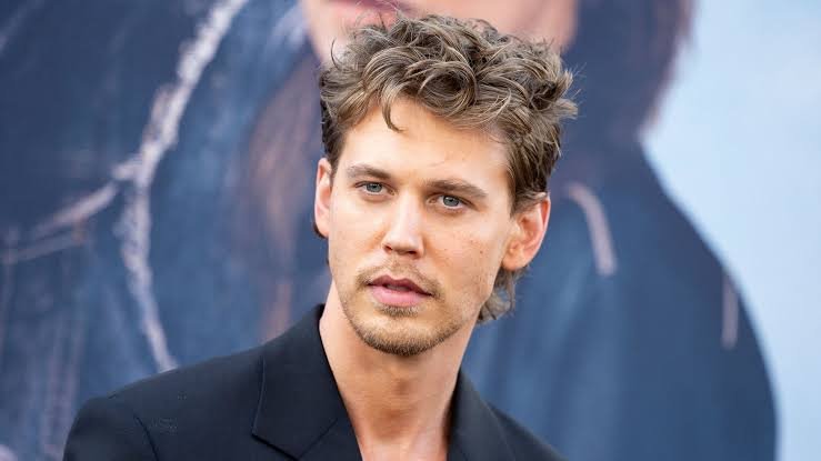 Austin Butler’s Hollywood Journey: From Disney Star to Award-Winning Actor Austin Butler’s Hollywood Journey: From Disney Star to Actor